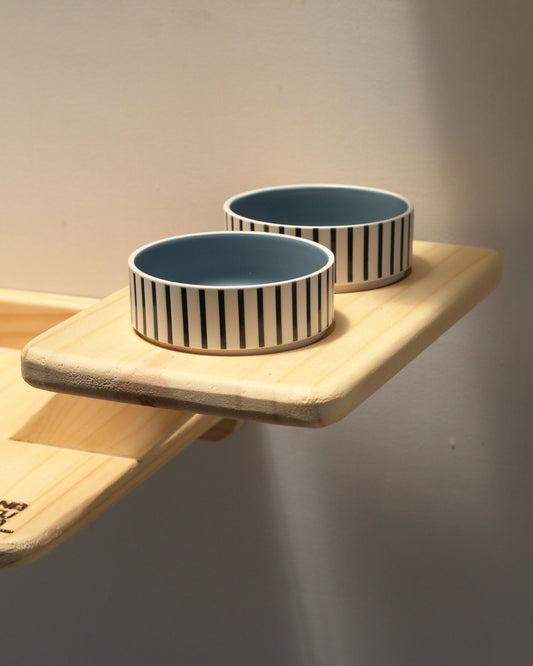 Descansador con comedero